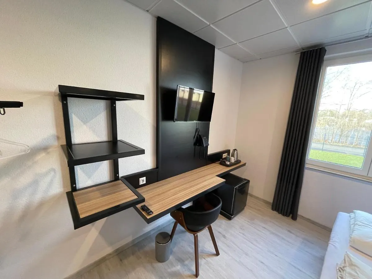 Yebs Hotel Günzburg 3*,